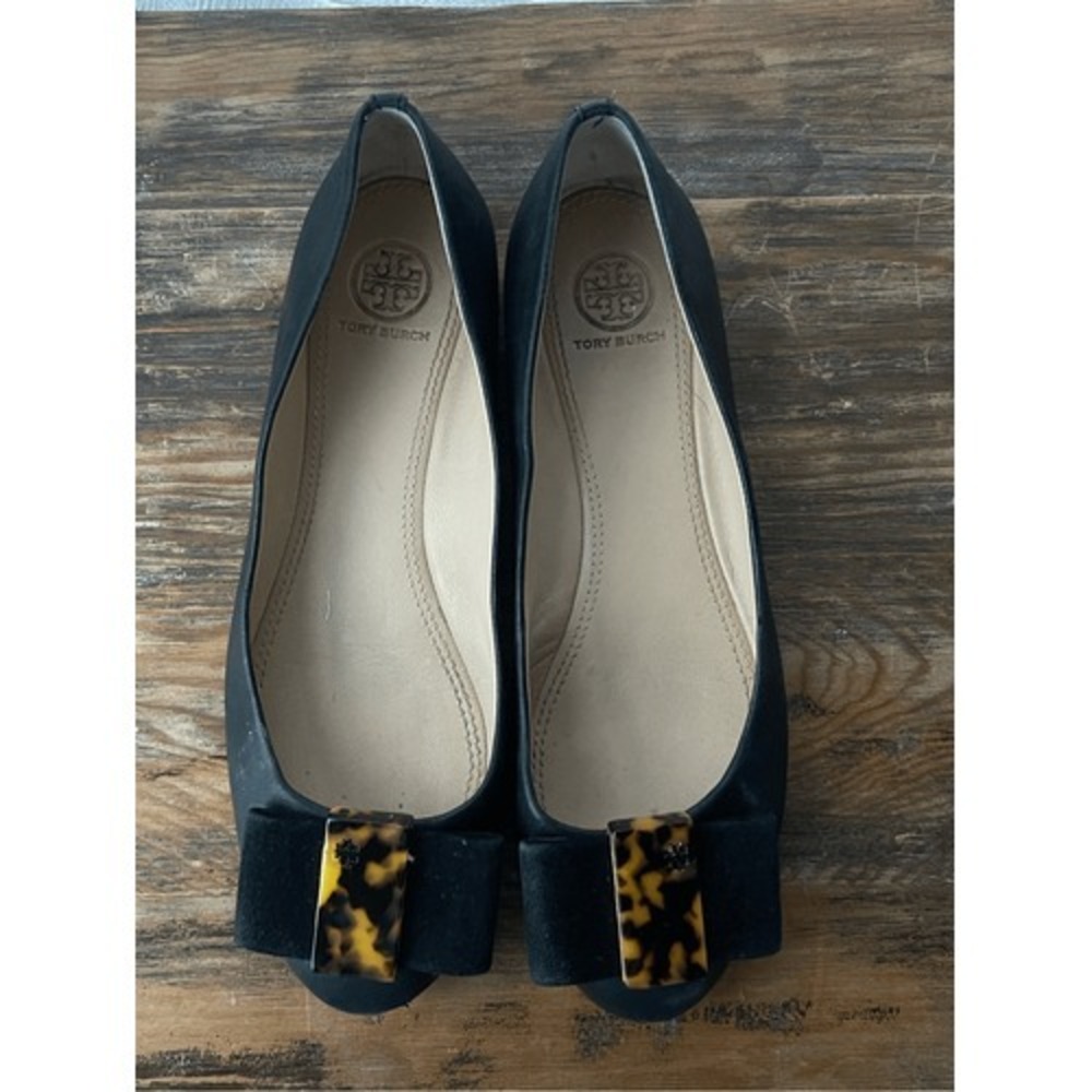 Tory Burch Black Leather Ballet Flats‎ Tortoise Bow Detail